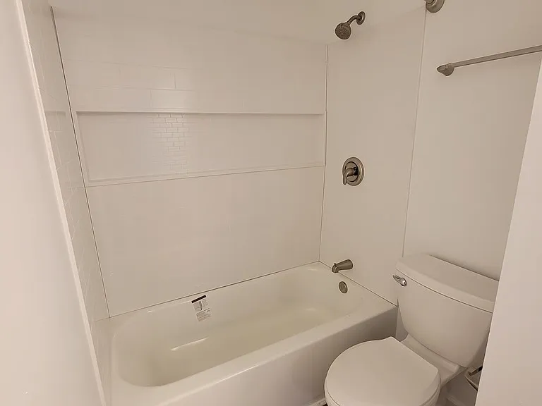 1660 N 4th St #1B — Photo 5