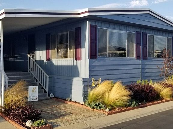 5th image of 1065 Lomita Blvd #235