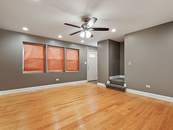 3rd image of 1306 Lincoln Ave