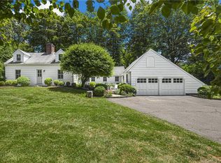 4 Anchor Ln, Westport, CT 06880