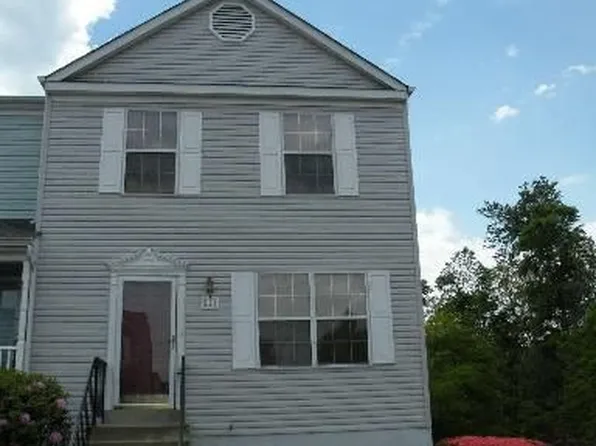 211 Westminster Ln, Stafford, VA 22556