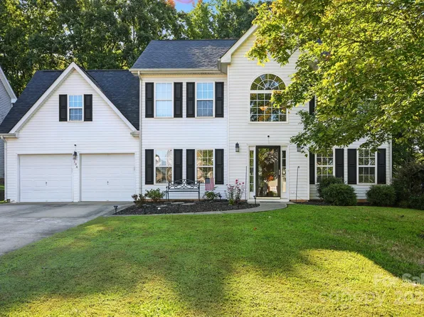 104 Elba Dr, Mooresville, NC 28115