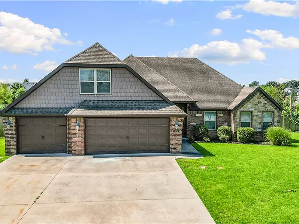 23089 Lawlis Rd, Siloam Springs, AR 72761
