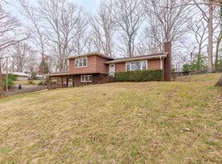 1626 Ridge Ave, Florence, AL 35630