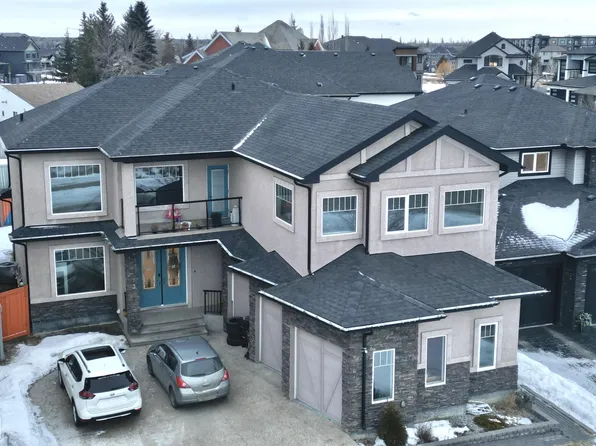 1273 Adamson Dr SW, Edmonton, AB T6W 2N7