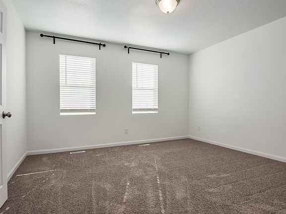 4th image of 6450 Black Ridge Dr