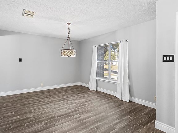5th image of 9519 Silver Elm