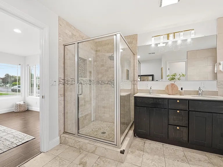 36045 Haley St — Photo 19