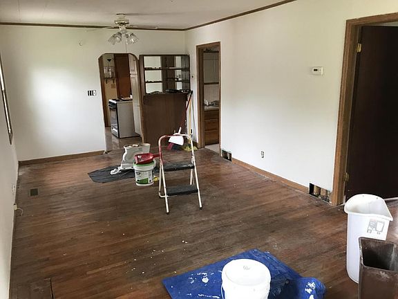3rd image of 3032 Avenue L