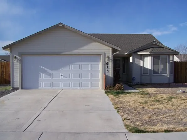 615 Jennys Ln, Fernley, NV 89408