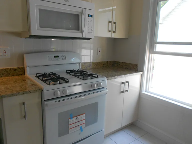 63 Fairbanks St #2A — Photo 6