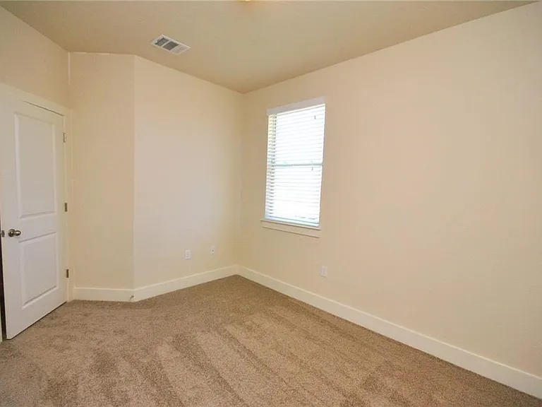 2222 Creekside Ln #C — Photo 29