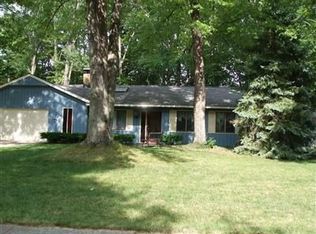 5867 Tree Moss Ln, North Ridgeville, OH 44039