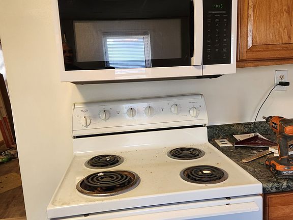 2nd image of 322 S 2nd St APT 1