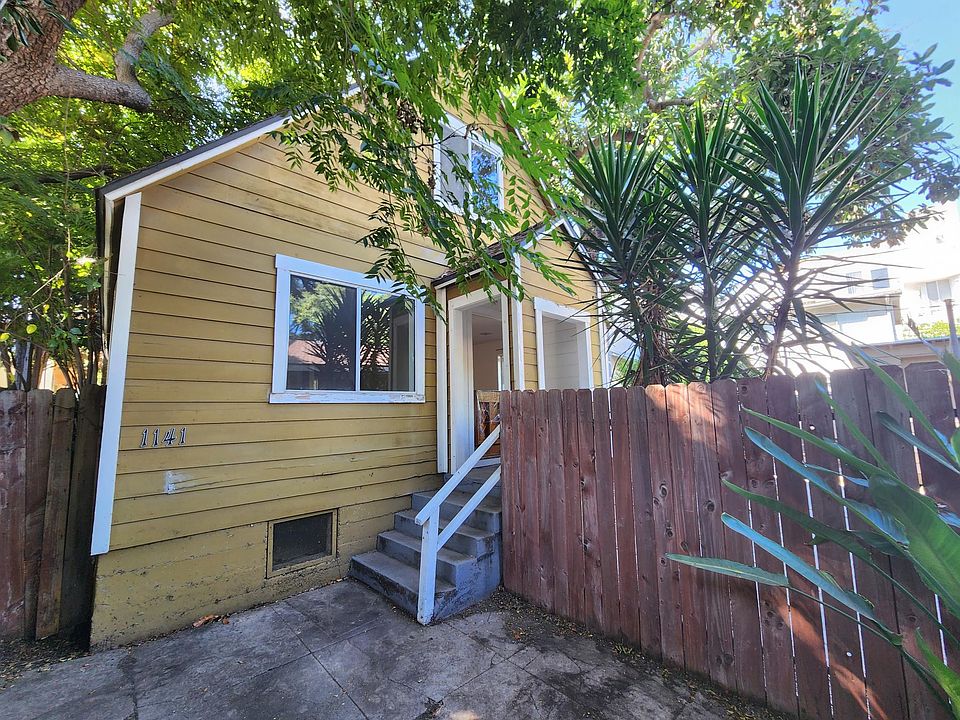 1st image of 1141 N Fuller Ave