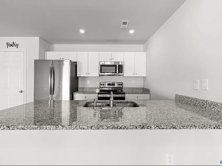 301 County Road 1700 — Photo 16
