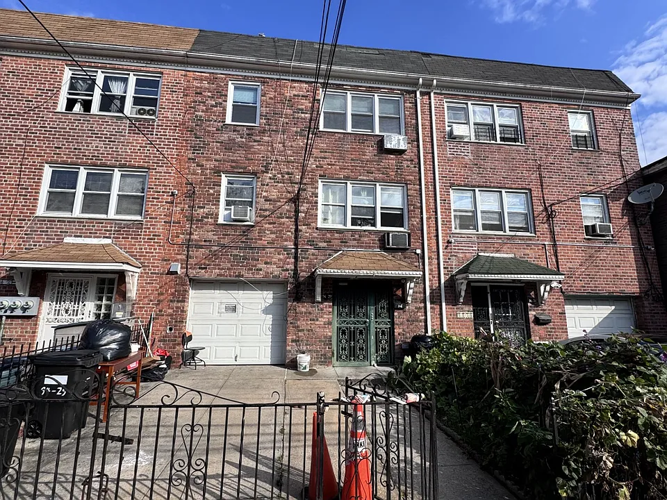 94-29 46th Ave #3