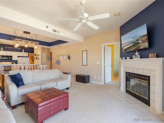 4th image of W407 E Harbour Towne Dr #W-407