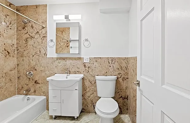 Rented by Compass | media 17