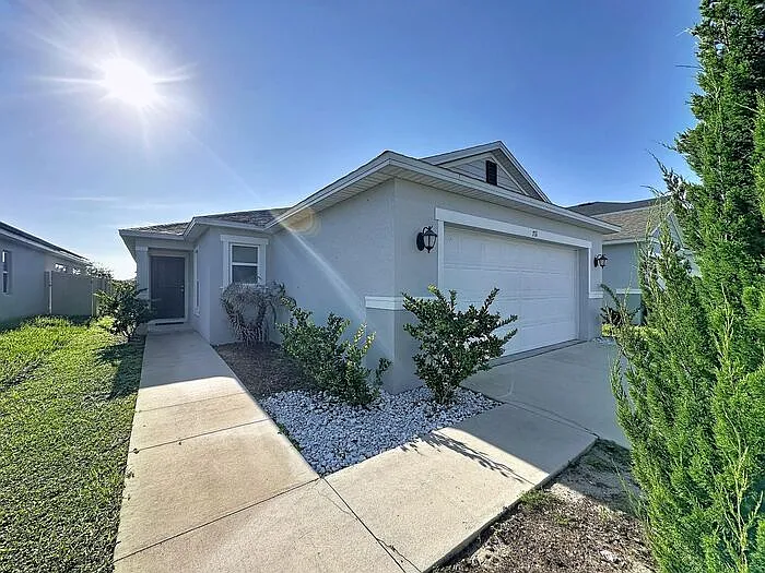 711 Scrub Oak Hammock Rd