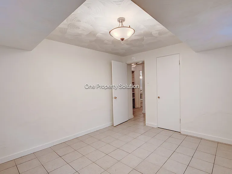 925 W 35th Ave #2 — Photo 11