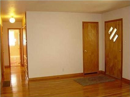 3rd image of 5205 Cunningham Dr