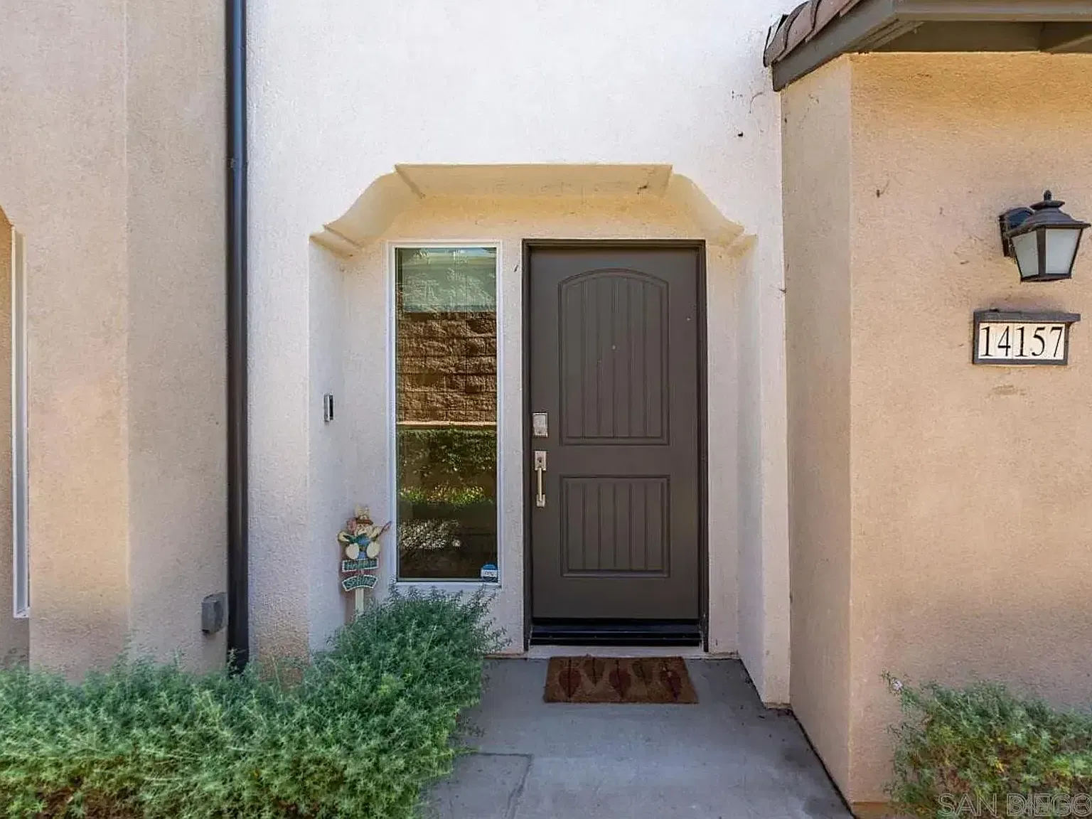 3 bed, 3.5 bath, 1820 sqft, $3,600 — Photo 4