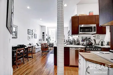 Rented by Urbane Brokerage