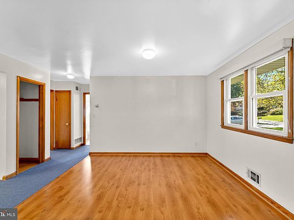 2nd image of 10210 Donleigh Dr