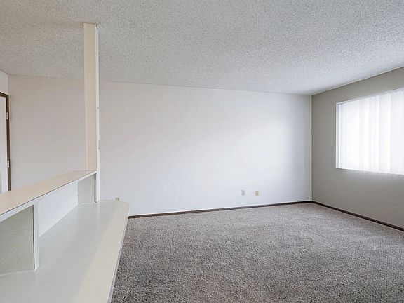 4th image of 1028 H St #1X1B