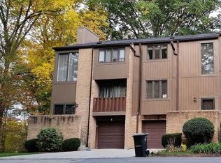 356 Central Dr, Cranberry Township, PA 16066