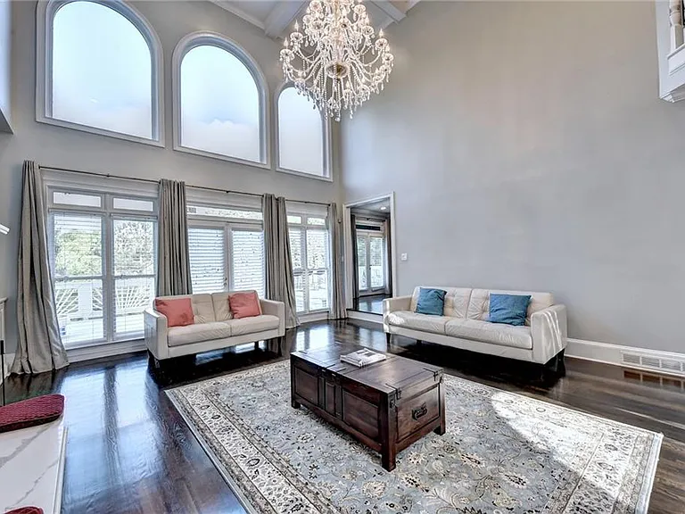 645 Falls Bay Ct — Photo 19