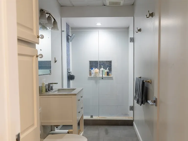 58 Bromfield St #1 — Photo 15