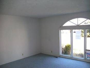 4th image of 23 S Fairway Dr
