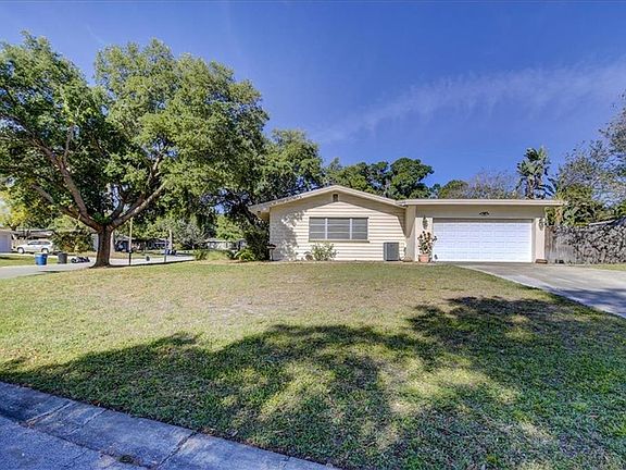 3rd image of 1362 Byron Dr
