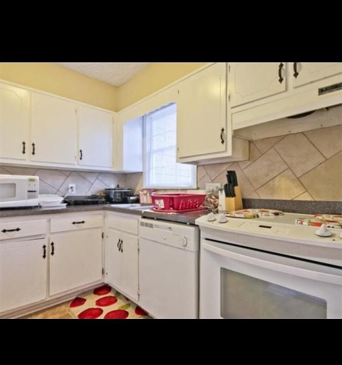 1st image of 719 Burnt Creek Dr NW APT D