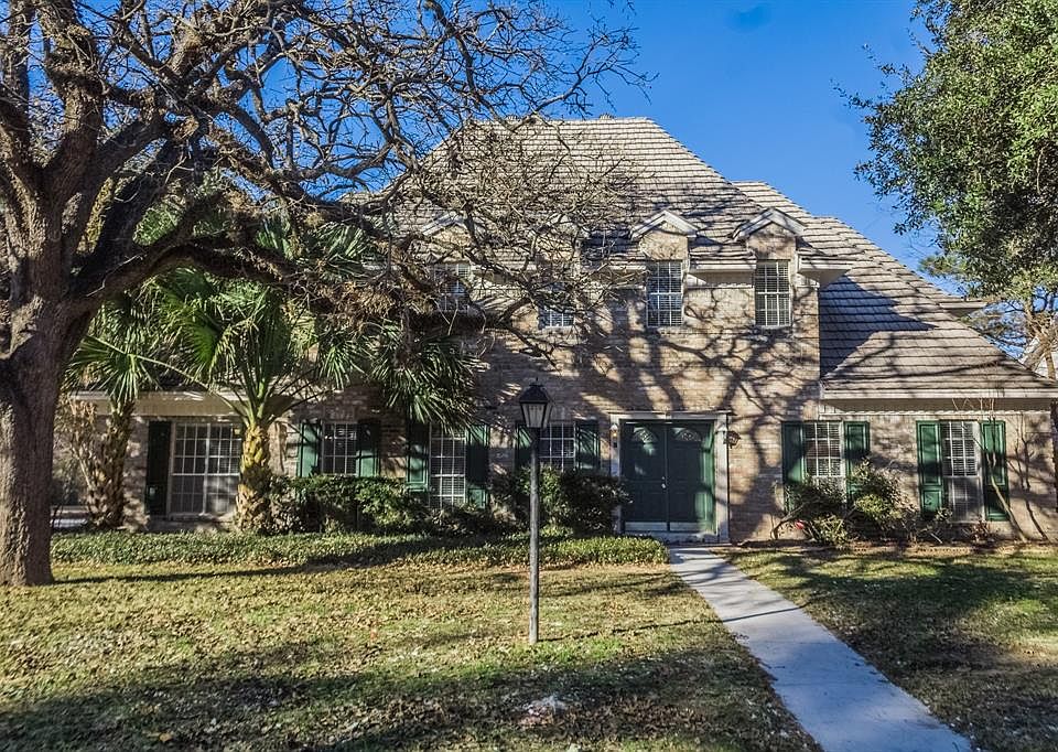 1st image of 10818 Idlebrook Dr