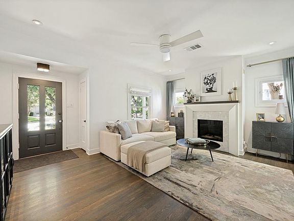 4th image of 1512 W 30th St
