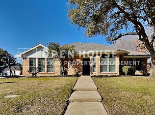 1417 Bogard Ln, Lewisville, TX 75077