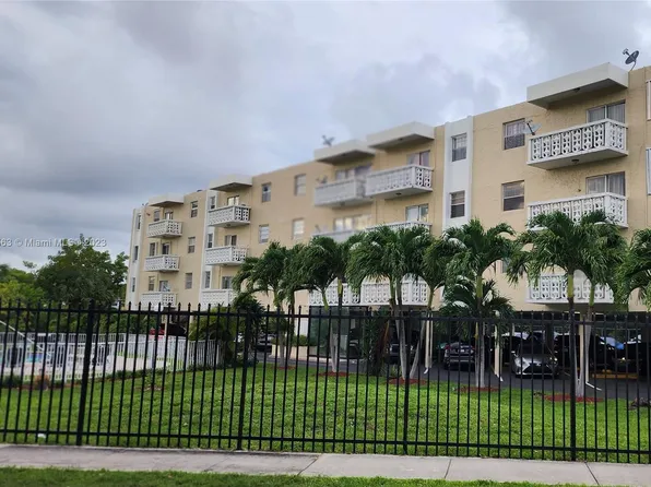 1801 NE 140th St APT 307, North Miami, FL 33181