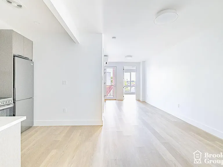 3308 Glenwood Rd #25 — Photo 4