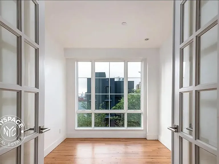 869 Park Ave #5C — Photo 7