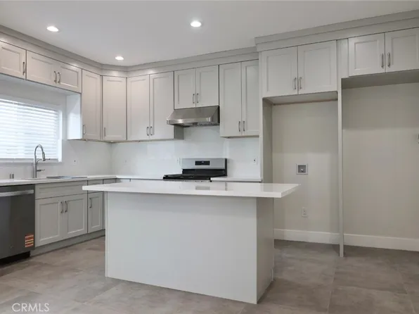 8171 Orangewood Ave, Stanton, CA 90680