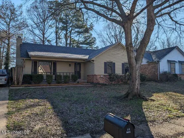 5656 Ingleside Dr, Horn Lake, MS 38637