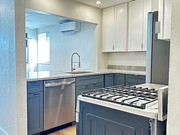 4th image of 2035 E 18th Ave APT 11