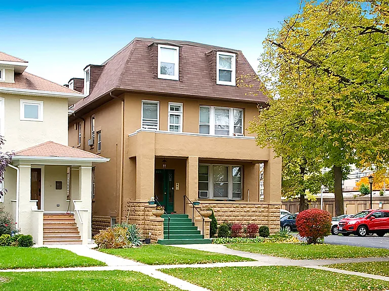 105 S. Taylor and 107 South Blvd. — Photo 1