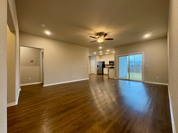 4th image of 1200 Moonrise St