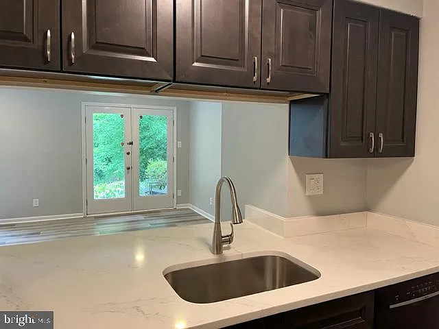 75 Kenwood Dr — Photo 11