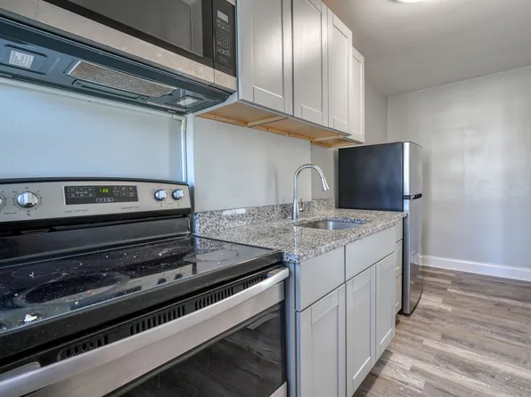 1600 Plum St #1, Curtis Bay, MD 21226