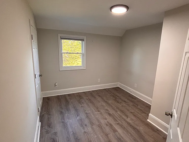 6088 Main St #2 — Photo 12